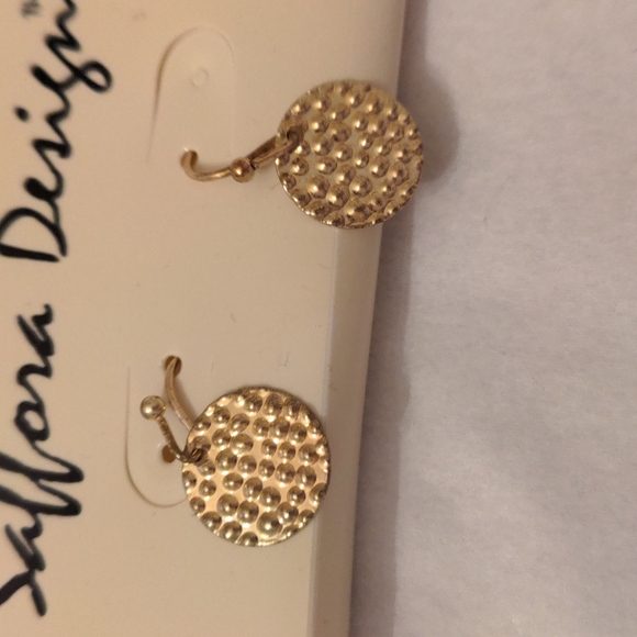 NWT Coin Necklace - Picture 3 of 3